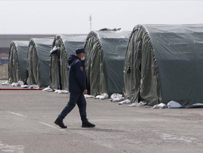 Karantin, Gradiška (foto: Miomir Jakovljevic - Anadolu Agency) -