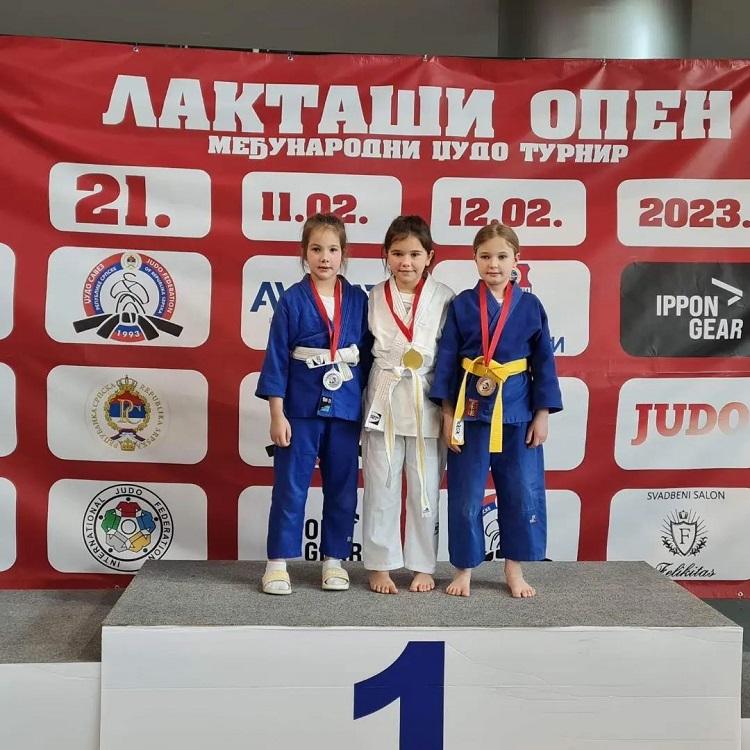 FOTO: USTUPLJENA FOTOGRAFIJA