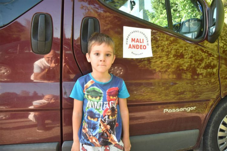 FOTO: USTUPLJENA FOTOGRAFIJA