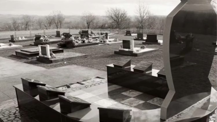 Hrvatski spomenik u Modranu