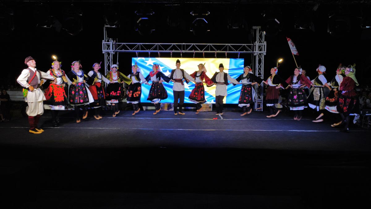 CKUD, Lepa Radić, folklor
